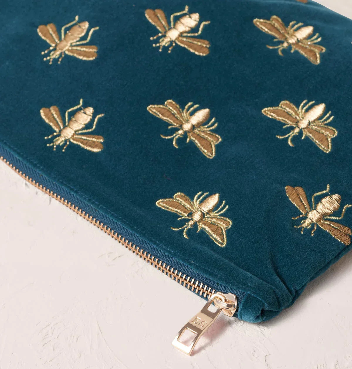 Elizabeth Scarlett Everyday Pouch Honey Bee Velvet Rich Blue