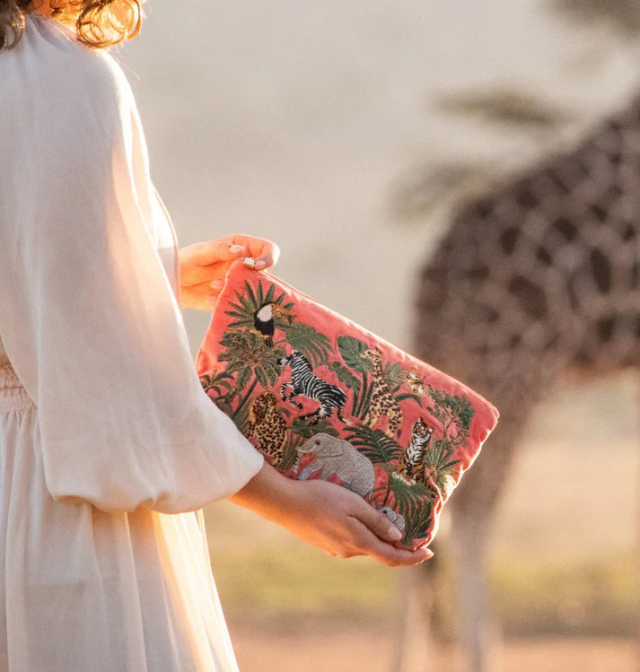 Elizabeth Scarlett Everyday Pouch World Wildlife Velvet Coral