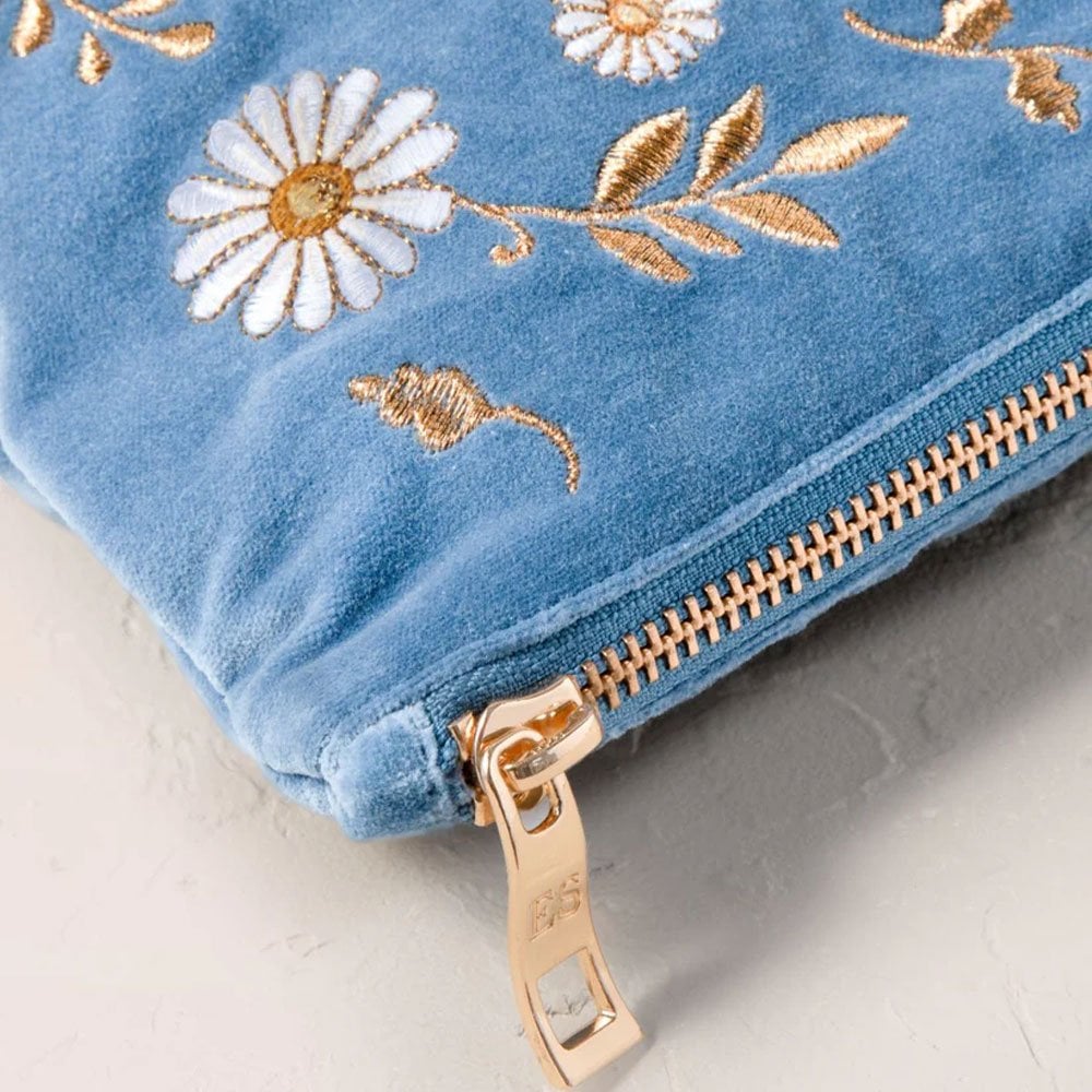 Elizabeth Scarlett Everyday Pouch Swan Garden